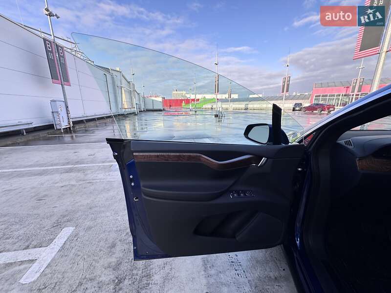 Внедорожник / Кроссовер Tesla Model X 2019 в Киеве фото 57 Внедорожник / Кроссовер Tesla Model X 2019 в Киеве