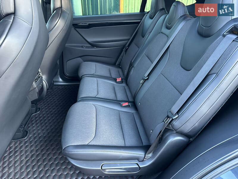 Внедорожник / Кроссовер Tesla Model X 2018 в Киеве фото 12 Внедорожник / Кроссовер Tesla Model X 2018 в Киеве