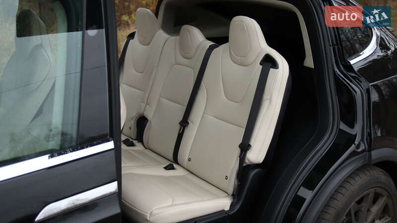 Внедорожник / Кроссовер Tesla Model X 2018 в Житомире фото 15 Внедорожник / Кроссовер Tesla Model X 2018 в Житомире