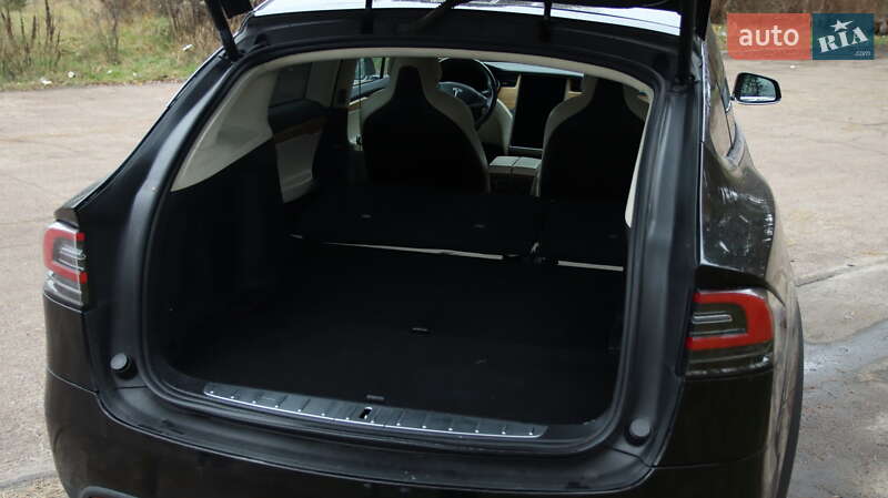 Внедорожник / Кроссовер Tesla Model X 2018 в Житомире фото 32 Внедорожник / Кроссовер Tesla Model X 2018 в Житомире