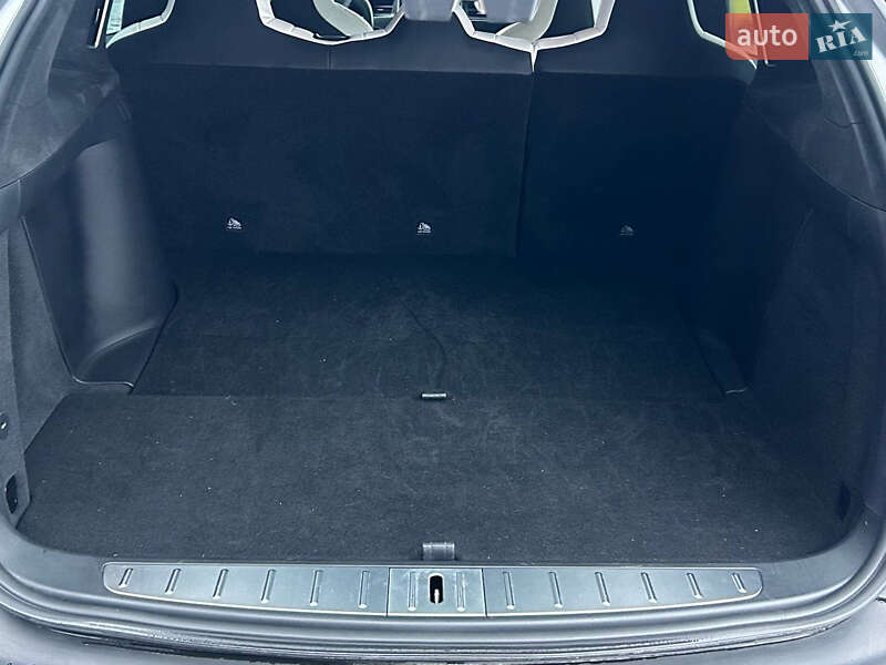 Позашляховик / Кросовер Tesla Model X 2018 в Харкові