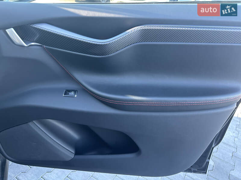 Внедорожник / Кроссовер Tesla Model X 2019 в Киеве фото 6 Внедорожник / Кроссовер Tesla Model X 2019 в Киеве