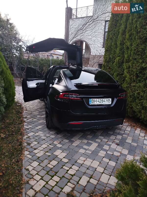 Внедорожник / Кроссовер Tesla Model X 2022 в Одессе