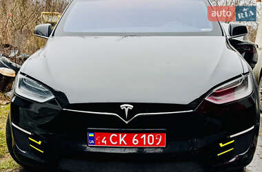 Внедорожник / Кроссовер Tesla Model X 2016 в Коростышеве