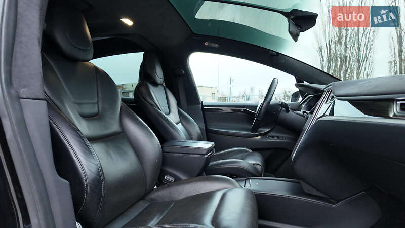 Внедорожник / Кроссовер Tesla Model X 2016 в Киеве