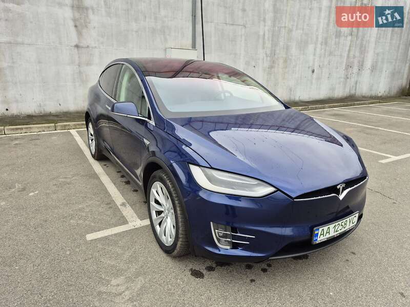 Внедорожник / Кроссовер Tesla Model X 2016 в Киеве фото 22 Внедорожник / Кроссовер Tesla Model X 2016 в Киеве