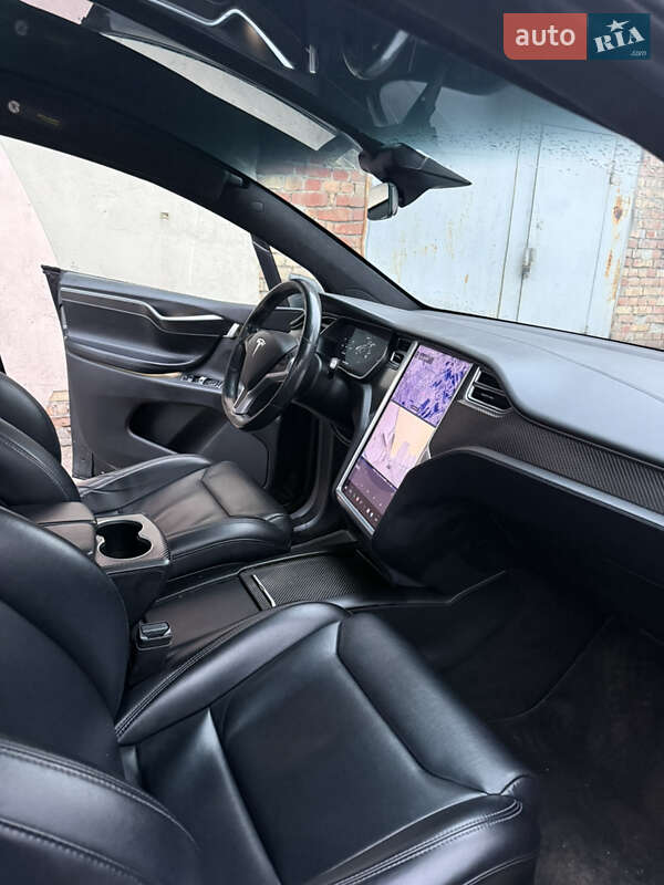 Внедорожник / Кроссовер Tesla Model X 2017 в Киеве