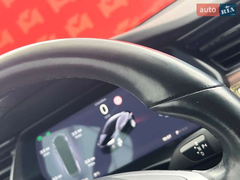 Внедорожник / Кроссовер Tesla Model X 2019 в Киеве