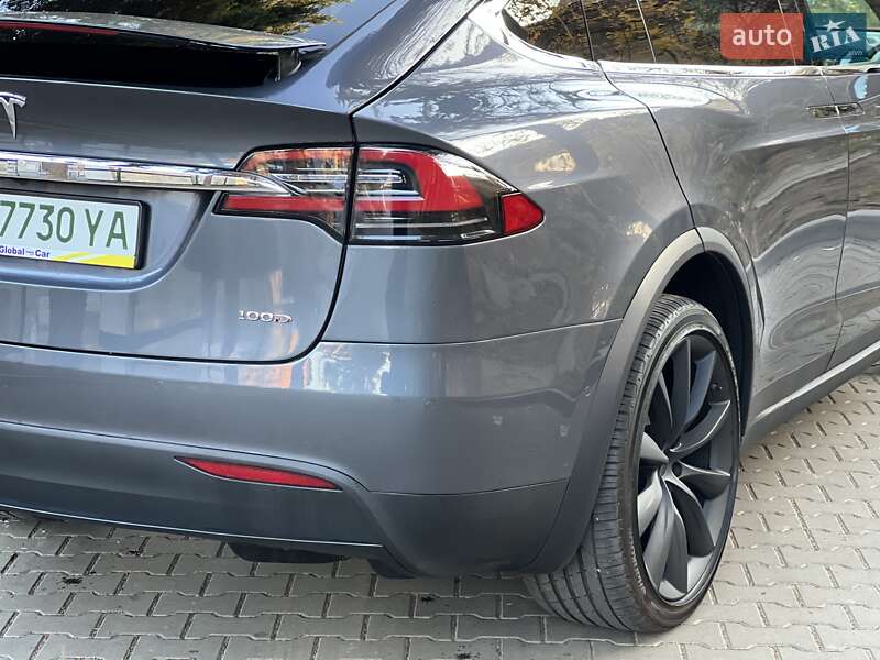 Внедорожник / Кроссовер Tesla Model X 2018 в Львове