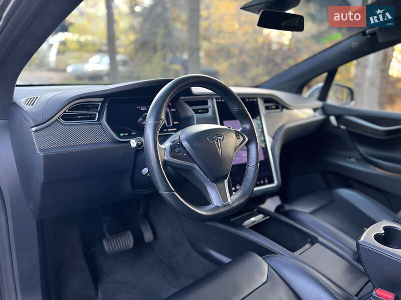Внедорожник / Кроссовер Tesla Model X 2018 в Львове