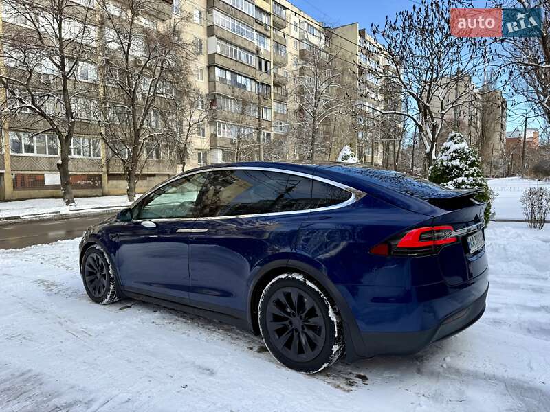 Внедорожник / Кроссовер Tesla Model X 2018 в Киеве