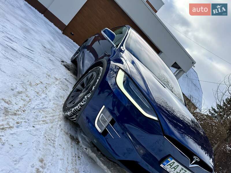 Внедорожник / Кроссовер Tesla Model X 2018 в Киеве