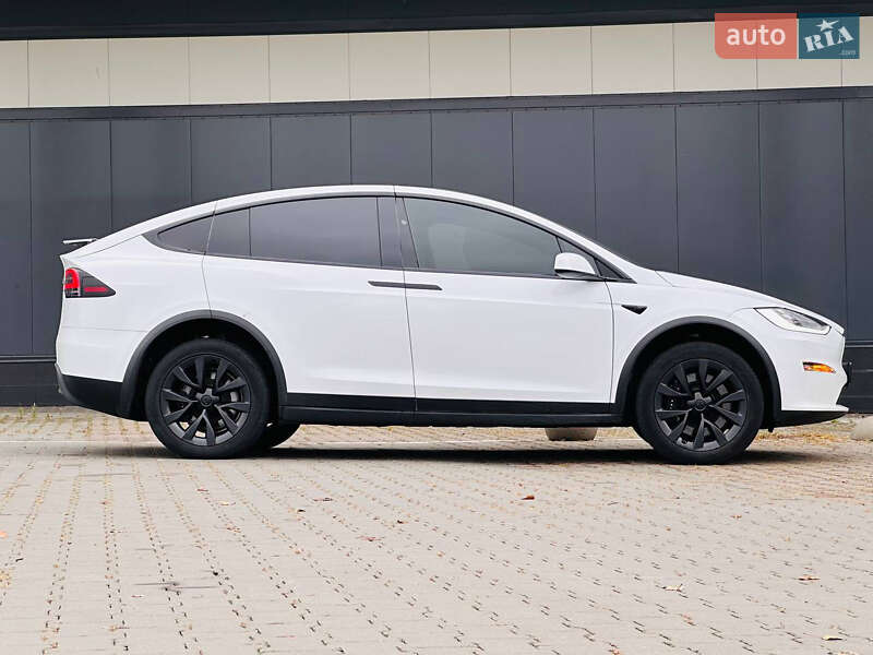 Внедорожник / Кроссовер Tesla Model X 2022 в Киеве