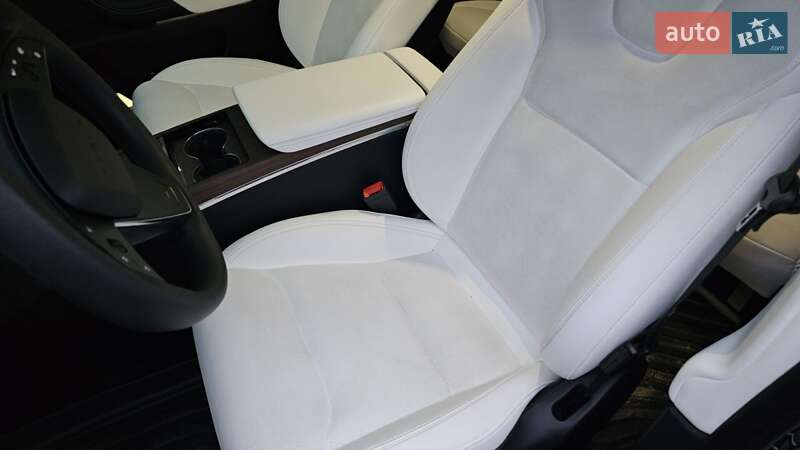 Позашляховик / Кросовер Tesla Model X 2023 в Дніпрі