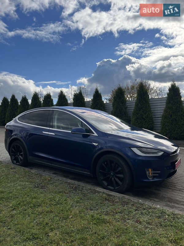 Внедорожник / Кроссовер Tesla Model X 2016 в Львове