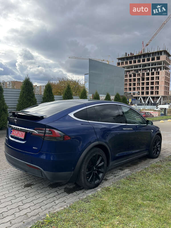 Внедорожник / Кроссовер Tesla Model X 2016 в Львове