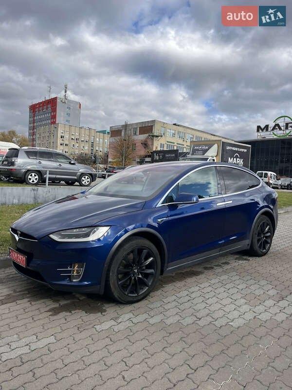Внедорожник / Кроссовер Tesla Model X 2016 в Львове