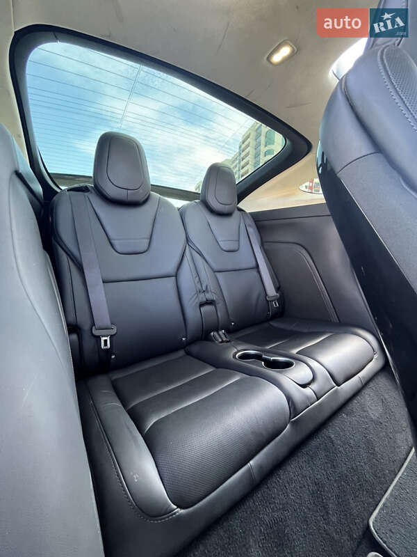 Внедорожник / Кроссовер Tesla Model X 2016 в Львове