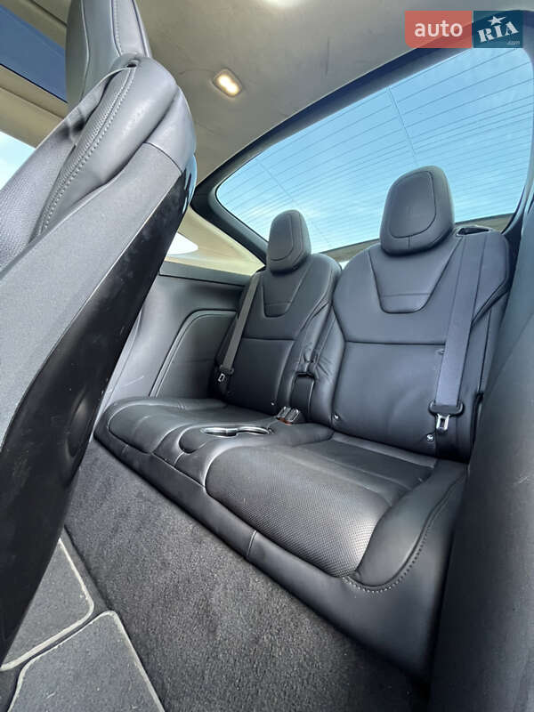 Внедорожник / Кроссовер Tesla Model X 2016 в Львове