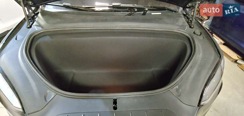 Позашляховик / Кросовер Tesla Model X 2022 в Дніпрі