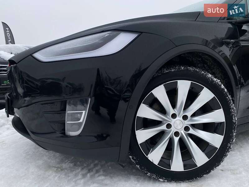 Внедорожник / Кроссовер Tesla Model X 2020 в Киеве