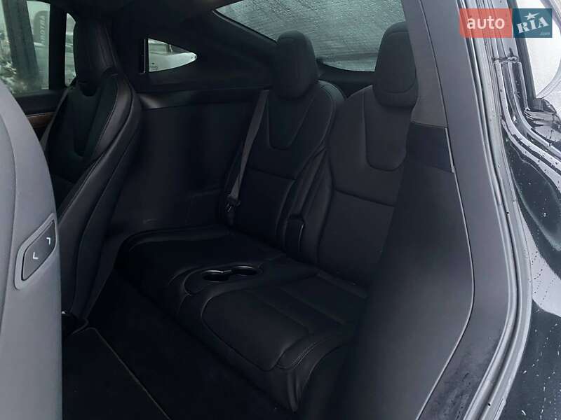 Внедорожник / Кроссовер Tesla Model X 2020 в Киеве