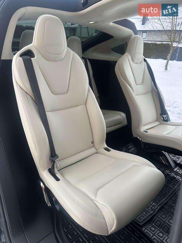 Внедорожник / Кроссовер Tesla Model X 2018 в Львове