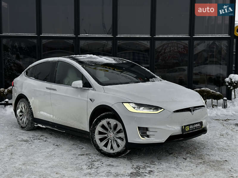 Внедорожник / Кроссовер Tesla Model X 2018 в Львове
