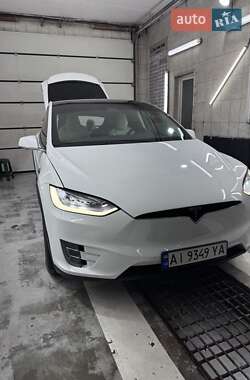 Внедорожник / Кроссовер Tesla Model X 2019 в Киеве