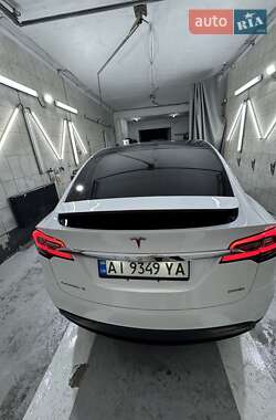 Внедорожник / Кроссовер Tesla Model X 2019 в Киеве