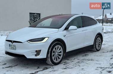 Внедорожник / Кроссовер Tesla Model X 2016 в Луцке