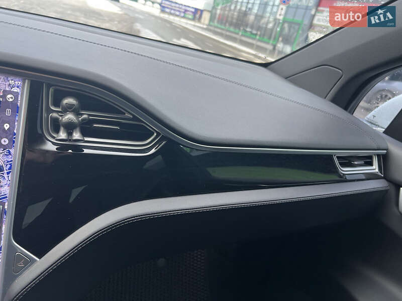 Внедорожник / Кроссовер Tesla Model X 2016 в Киеве фото 6 Внедорожник / Кроссовер Tesla Model X 2016 в Киеве