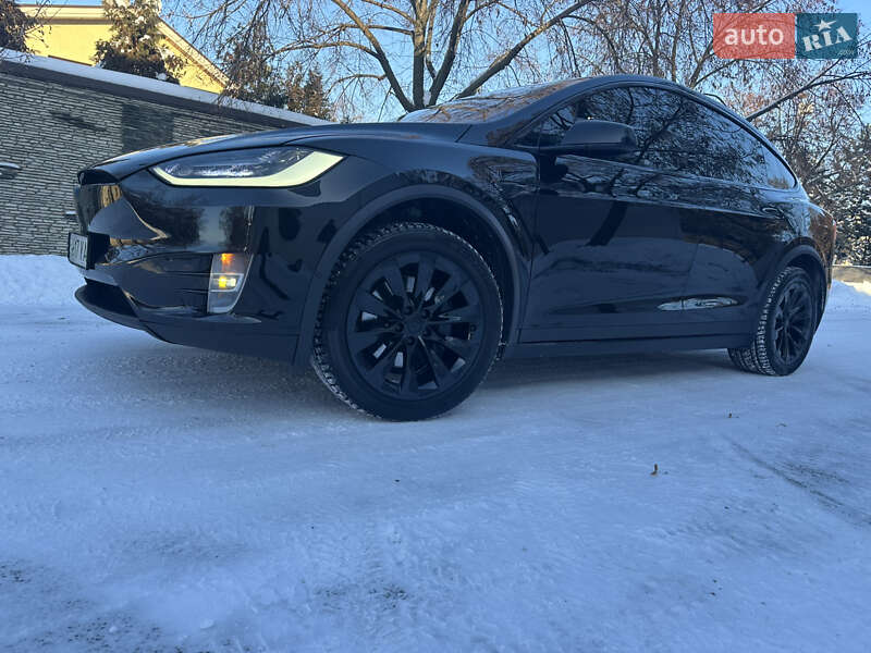 Внедорожник / Кроссовер Tesla Model X 2018 в Днепре