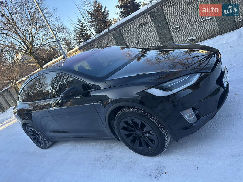 Внедорожник / Кроссовер Tesla Model X 2018 в Днепре