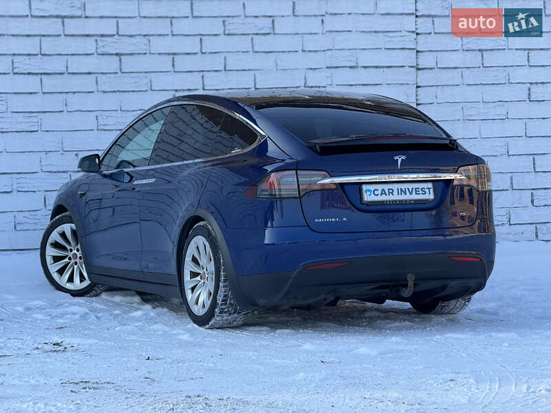 Позашляховик / Кросовер Tesla Model X 2018 в Києві