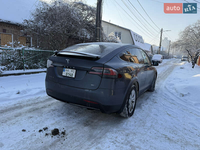 Позашляховик / Кросовер Tesla Model X 2016 в Києві