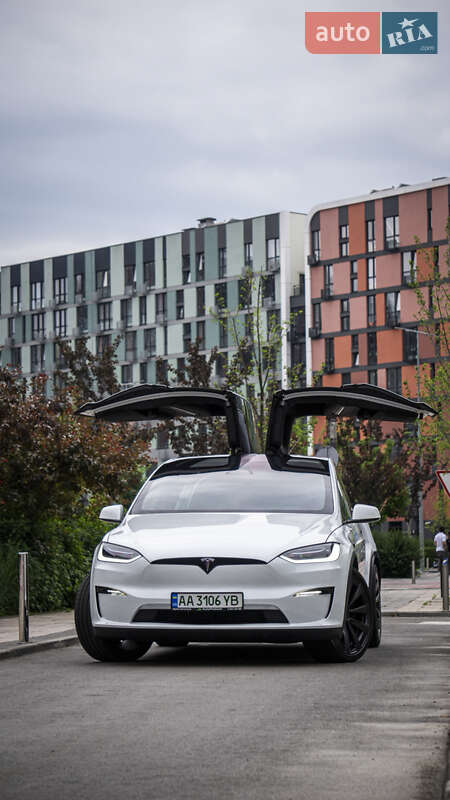 Внедорожник / Кроссовер Tesla Model X 2022 в Киеве