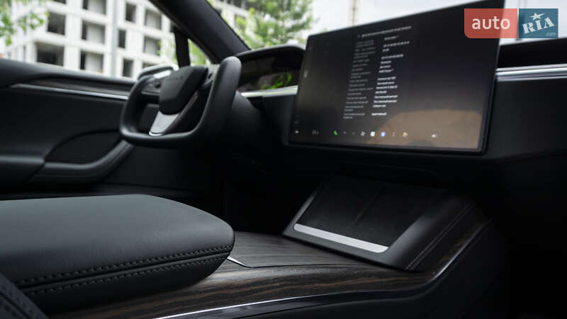 Внедорожник / Кроссовер Tesla Model X 2022 в Киеве