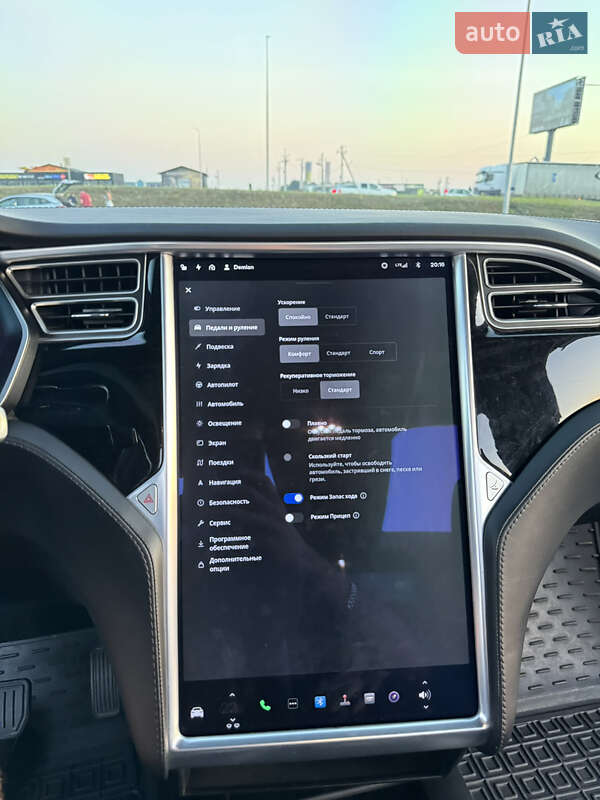 Позашляховик / Кросовер Tesla Model X 2018 в Львові