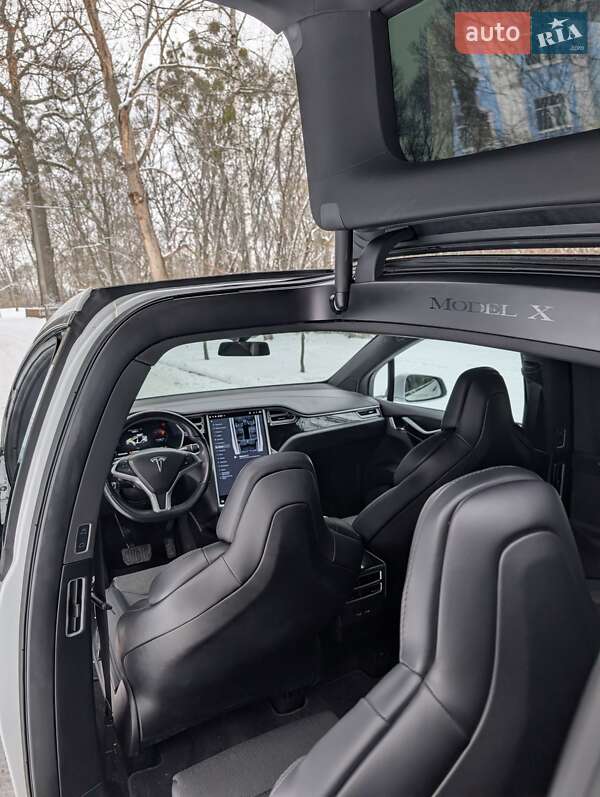 Внедорожник / Кроссовер Tesla Model X 2017 в Киеве фото 15 Внедорожник / Кроссовер Tesla Model X 2017 в Киеве