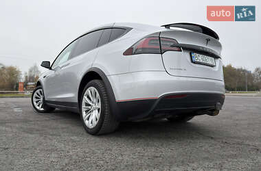Внедорожник / Кроссовер Tesla Model X 2017 в Львове