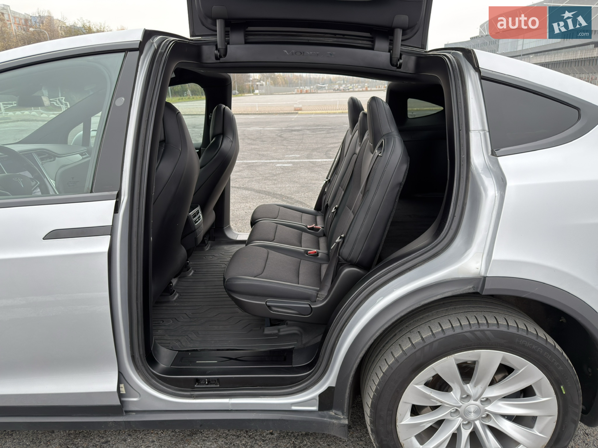2017 Tesla Model X - мініатюра 36