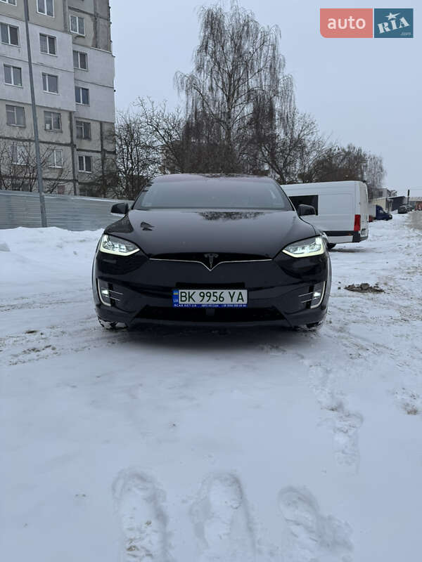Внедорожник / Кроссовер Tesla Model X 2019 в Ровно фото 2 Внедорожник / Кроссовер Tesla Model X 2019 в Ровно