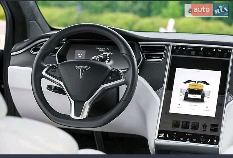 Позашляховик / Кросовер Tesla Model X 2017 в Одесі фото 3 Позашляховик / Кросовер Tesla Model X 2017 в Одесі
