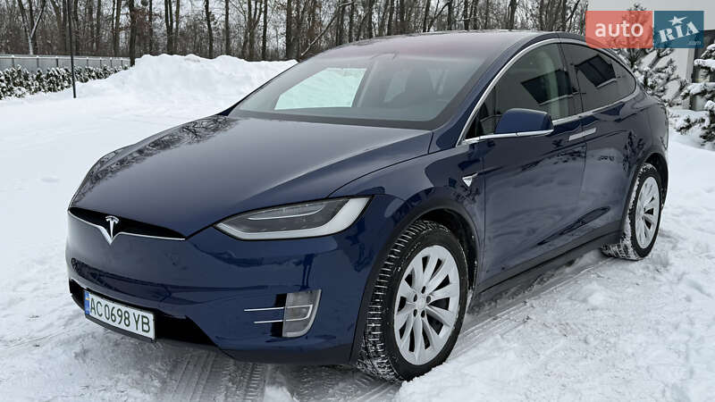 Внедорожник / Кроссовер Tesla Model X 2017 в Луцке