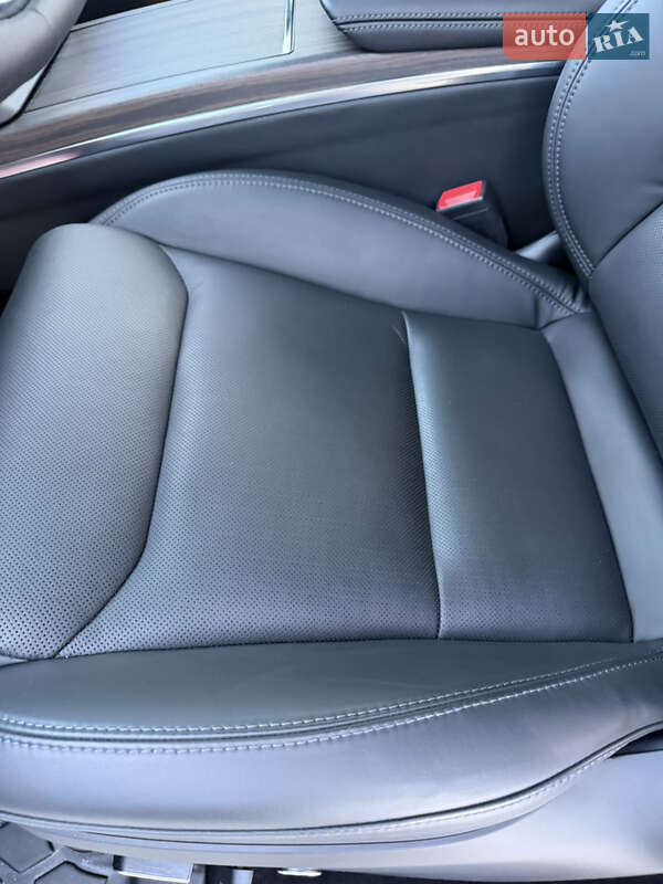 Позашляховик / Кросовер Tesla Model X 2022 в Тернополі