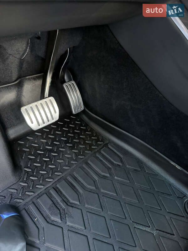 Позашляховик / Кросовер Tesla Model X 2022 в Тернополі