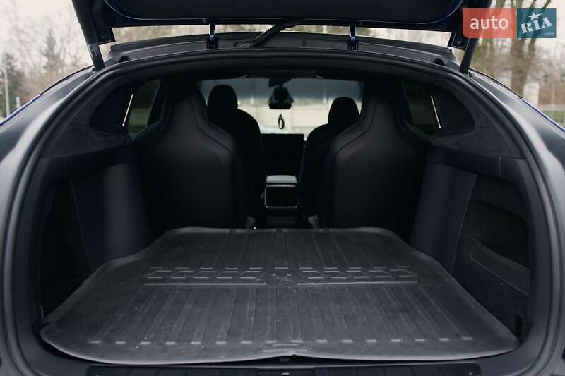 Внедорожник / Кроссовер Tesla Model X 2024 в Виннице