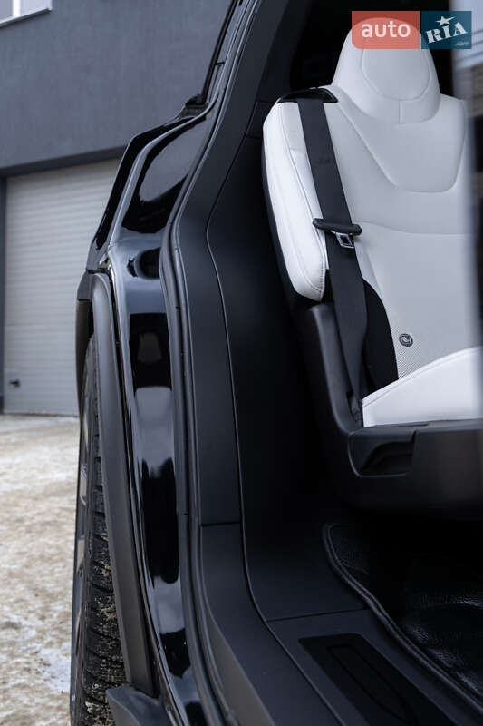 Внедорожник / Кроссовер Tesla Model X 2022 в Харькове