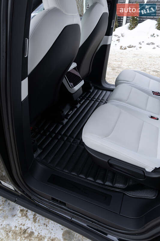 Внедорожник / Кроссовер Tesla Model X 2022 в Харькове